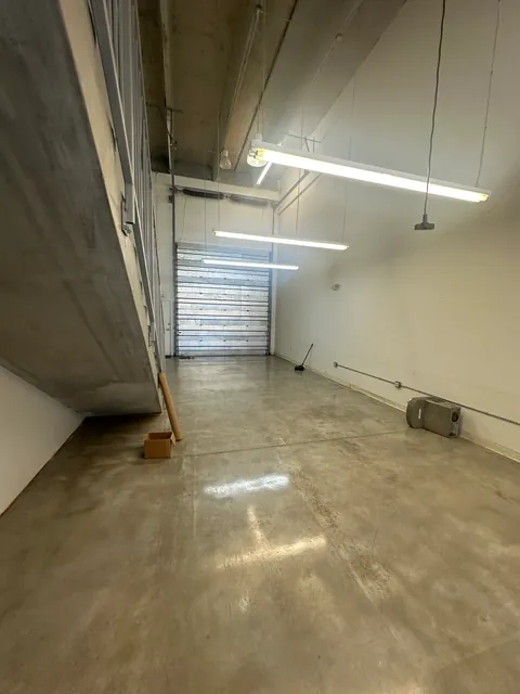 Warehouse space in Florida